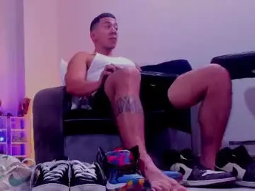 Chaturbate Live Sex of bastian_franco01