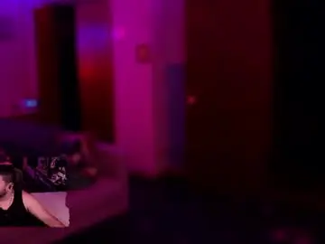 Chaturbate Free Porn Cam of the_alpha_dog_xxx