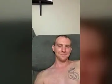 Chaturbate Live Sex Cam of ginger3394