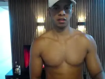 Chaturbate Live Porn of marco_striker