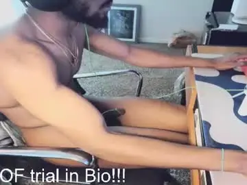 Chaturbate Free Porn Cam of y_sticky