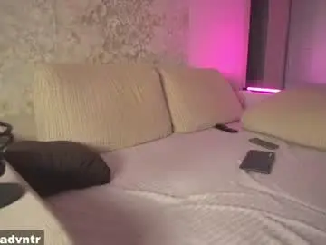 Chaturbate Live Sex Cam of rus_adventure