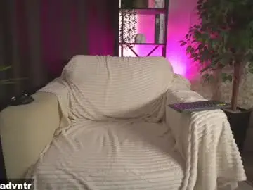 Chaturbate Live Sex Cam of rus_adventure