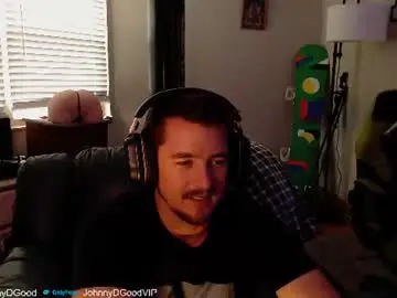 Chaturbate Live Sex Cam of bigjohnny550