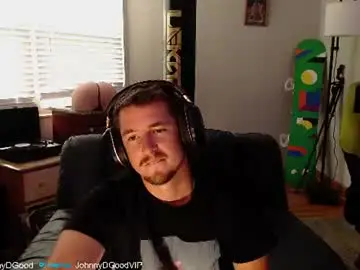 Chaturbate Nude Webcam of bigjohnny550