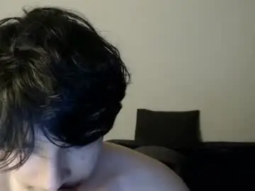 Chaturbate Nude Webcam of cris_peace
