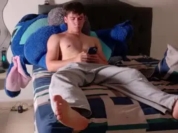 Chaturbate Free Porn Cam of harry_brown2324