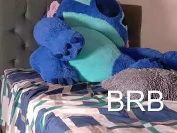 Chaturbate Free Porn Cam of harry_brown2324