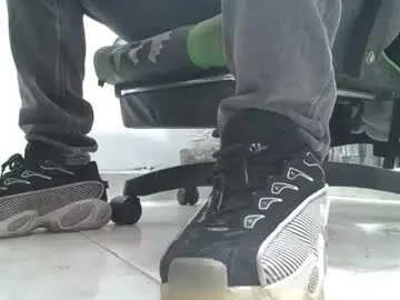 Chaturbate Free Live Porn of srfindomfeet_