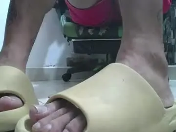 Chaturbate Watch Live Sex Cams of srfindomfeet_