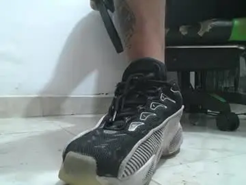 Chaturbate Live Porn of srfindomfeet_