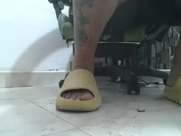 Chaturbate Private Sex Chat of srfindomfeet_