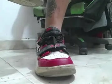 Chaturbate Sex Chat of srfindomfeet_