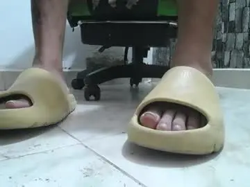 Chaturbate Best Webcam of srfindomfeet_
