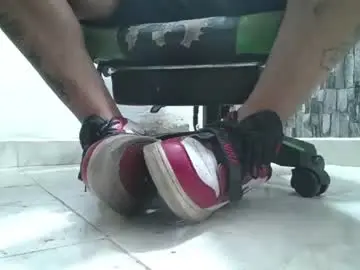 Chaturbate Nude Webcam of srfindomfeet_