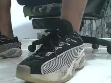 Chaturbate Adult Webcam of srfindomfeet_