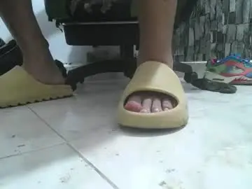 Chaturbate Private Sex Chat of srfindomfeet_