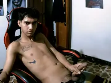 Chaturbate Live Porn of hot__mechanic