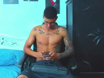 Chaturbate Adult Webcams of oliver_smith_2