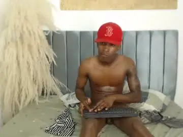 Chaturbate Free Porn Cam of derek_s3