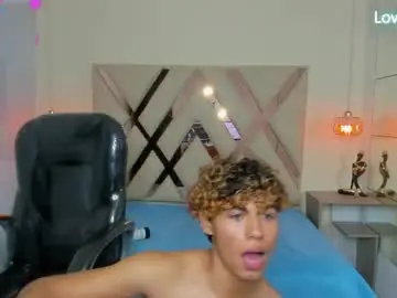 Chaturbate Sex Cam of anyelotwink
