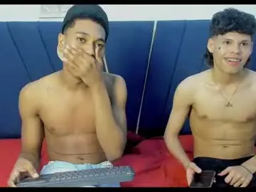 Chaturbate Live Sex Cam of an_fox23