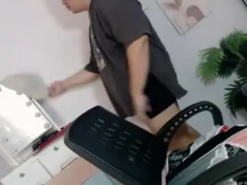 Chaturbate Sex Cam of ure_fattytoy143