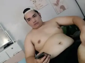 Chaturbate Live Sex Cam of ure_fattytoy143