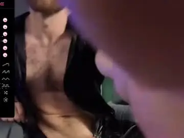 Chaturbate Live Sex Cam of damonking01