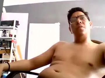 Chaturbate Live Sex Cam of yankoloco92