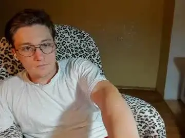 Chaturbate Live Sex Cam of deni_boy99