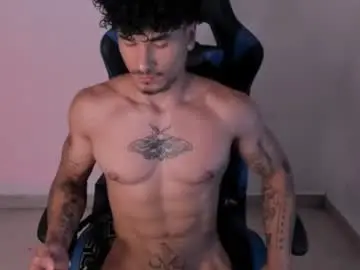 Chaturbate Nude Webcam of thomas_fit1