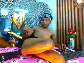 Chaturbate Best live sex cam show of chrisshottx