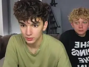 Chaturbate Best live sex cam show of em_chipsi