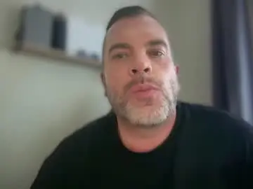 Chaturbate Live Sex Cam of tylerdavidxxx