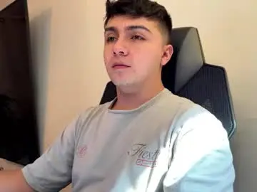 Chaturbate Private Sex Chat of aron__cooper
