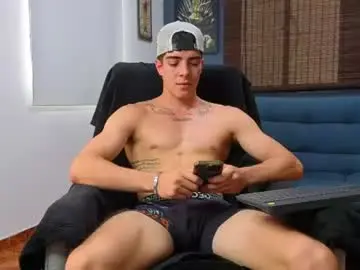 Chaturbate Sex Chat of ethangreey1