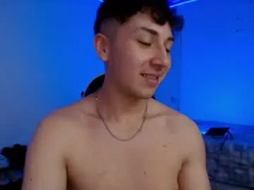 Chaturbate Best live sex cam show of oliver_kyy