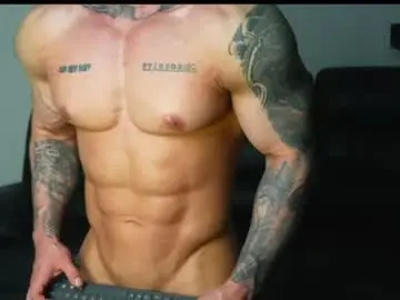 Chaturbate Live Sex Cam of justin_clark1