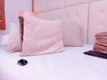 Chaturbate Nude Webcam of angel__stone