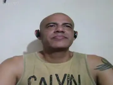 Chaturbate Watch Live Sex Cams of retlam37