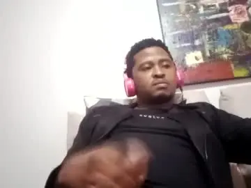 Chaturbate Live Sex Cam of dentzo