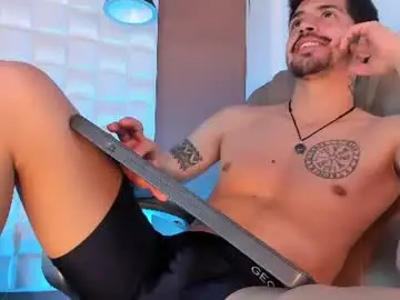 Chaturbate Live Sex of alejandrostorm