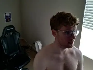 Chaturbate Free Porn Cam of blueeyedtallguy