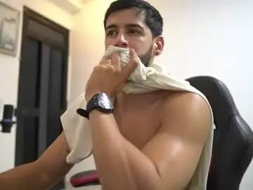 Chaturbate Free Porn Cam of saimonhot1