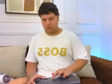 Chaturbate Live Sex of bennett_alejoo