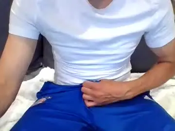 Chaturbate Sex Cam of handsomestranger34