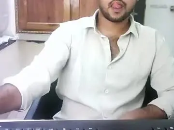 Chaturbate Free Porn Cam of suryamahesh333