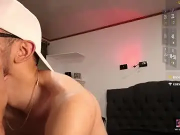 Chaturbate Free Porn Cam of phantom_bigger1