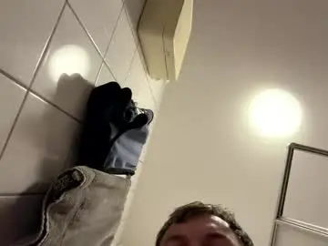 Chaturbate Live Porn of armyskater32